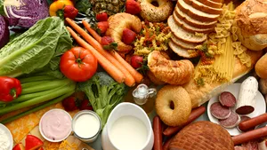 Ce e bine să mâncăm şi ce nu? Cum se schimbă sfaturile nutriţioniştilor în timp