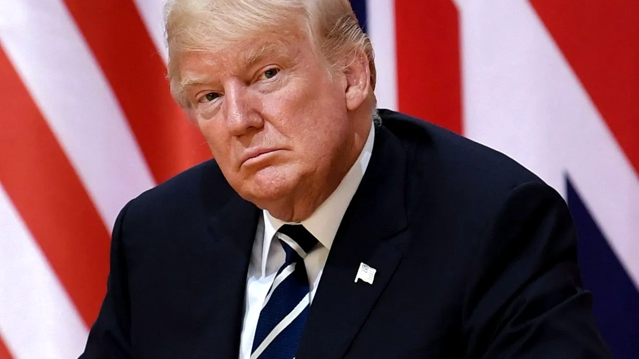 Trump, acuzat de un judecător de sfidare. Fostul preşedinte va fi amendat cu 10.000 de dolari pe zi