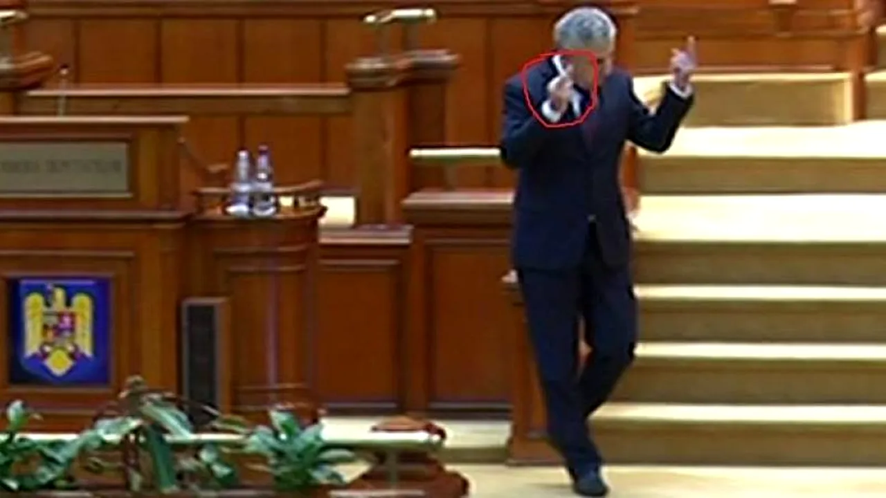 O asociaţie a depus plângere la poliţie împotriva lui Iordache, după ce acesta a arătat gesturi obscene în Parlament