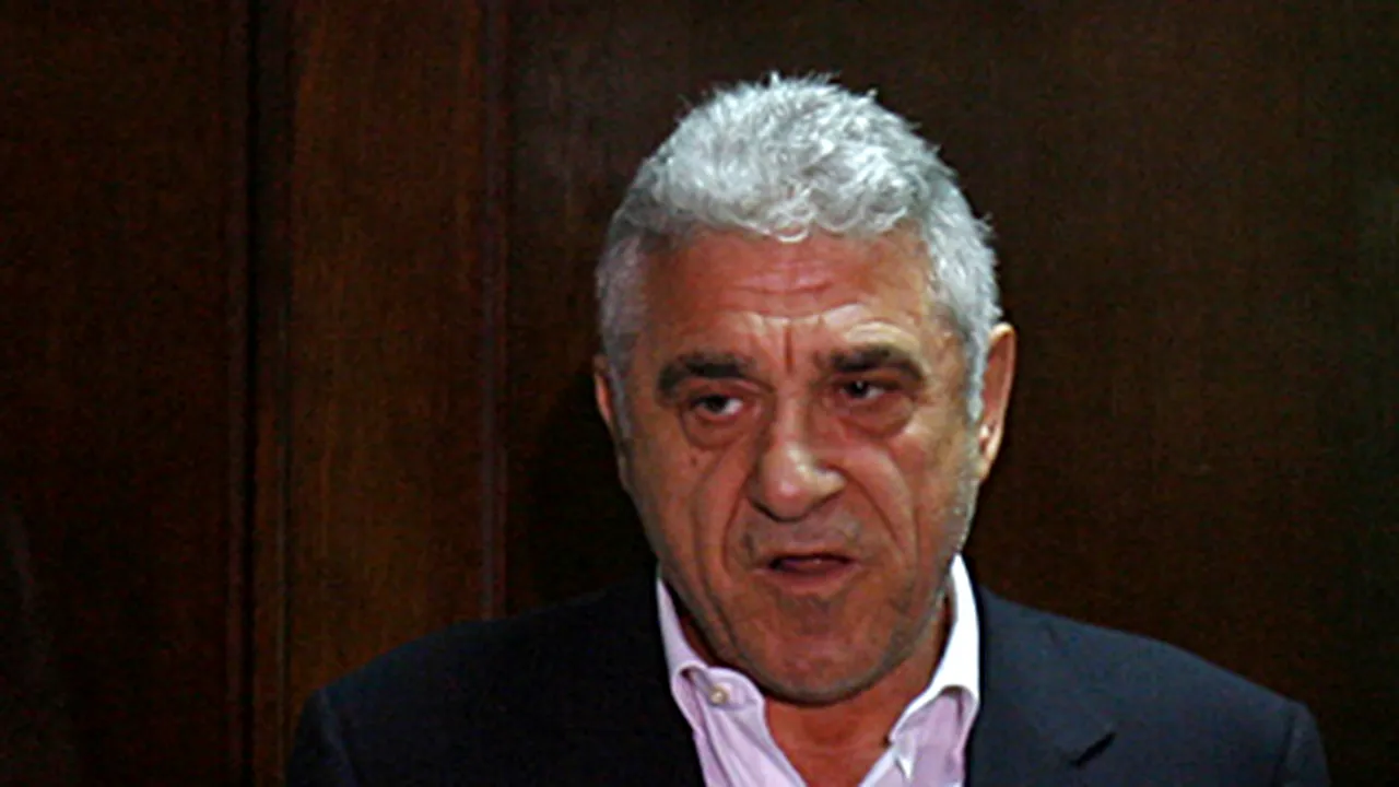 Victor şi Giovanni Becali au venit la instanţă pentru a-şi susţine vărul
