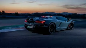 Mașini de jumătate de milion de euro, pe șoselele din România. Cât costă cel mai scump Lamborghini înmatriculat în aprilie