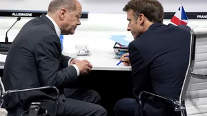 Olaf Scholz se va întâlni luni, la Paris, cu Emmanuel Macron