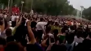 Cel puţin 67 de persoane, reţinute în urma unui protest rar în Beijing. Unii dintre cei arestaţi, eliberaţi după ce au fost 