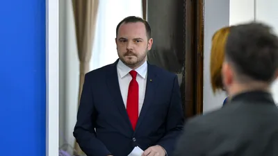 DECLARAȚII Alexandru Rogobete: Fac apel la calm. Nu recomand ca oamenii să-și facă stocuri de medicamente acasă