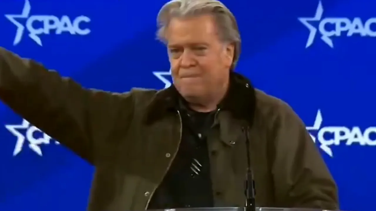 Liderul extremei drepte franceze, deranjat de „salutul nazist” al fostului consilier al lui Trump