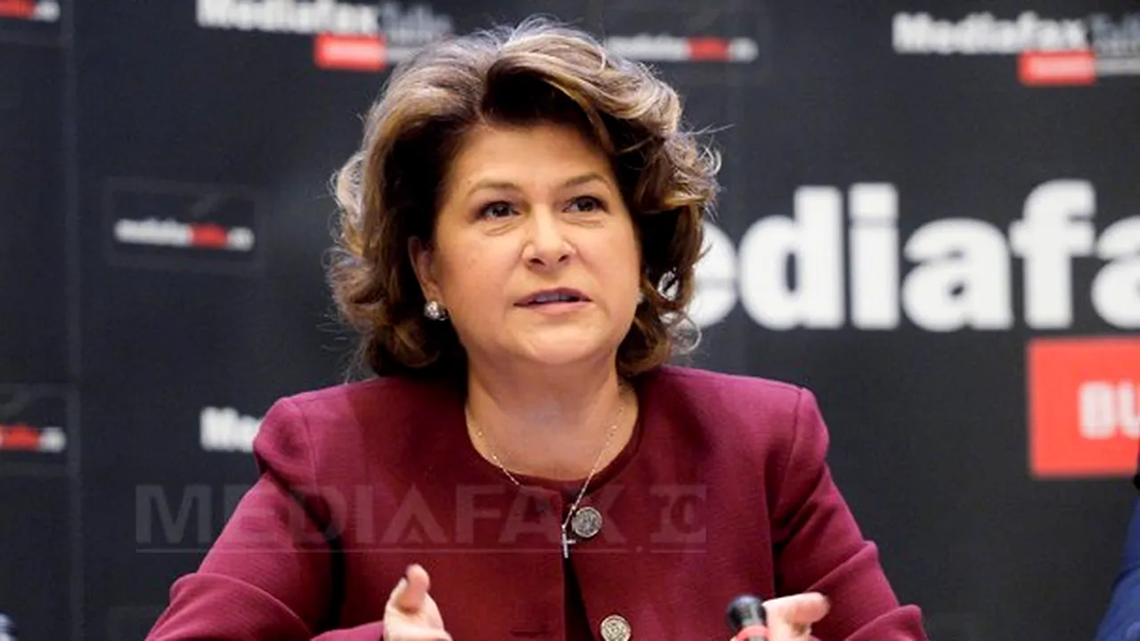 CONFERINŢA MEDIAFAX - Ministrul Muncii: Salariul minim brut va creşte cu 75 de lei din ianuarie, la 975 de lei 