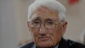 Jürgen Habermas, unul dintre cei mai importanți intelectuali ai Germaniei postbelice, a murit la 96 de ani