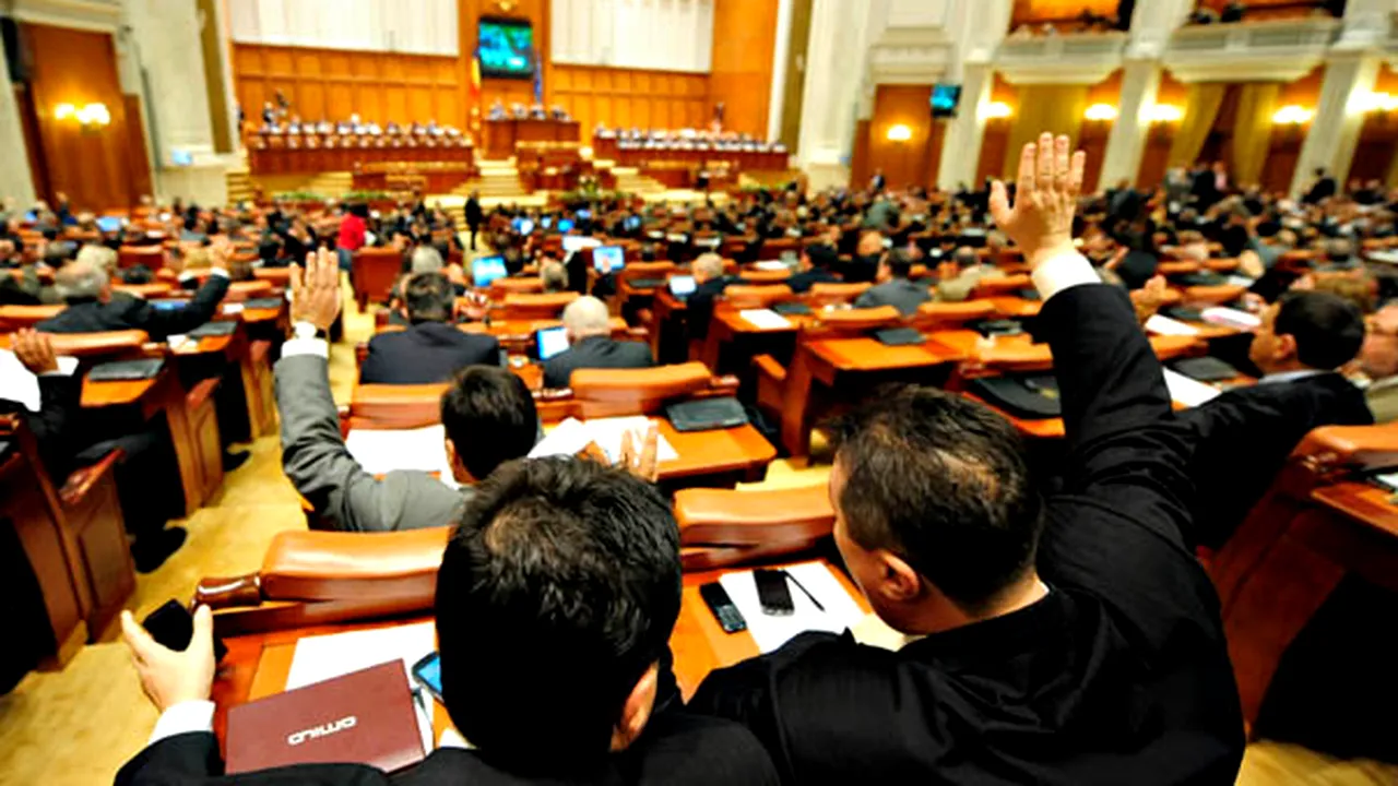 Votul Parlamentului pentru învestirea Cabinetului Croitoru s-a încheiat