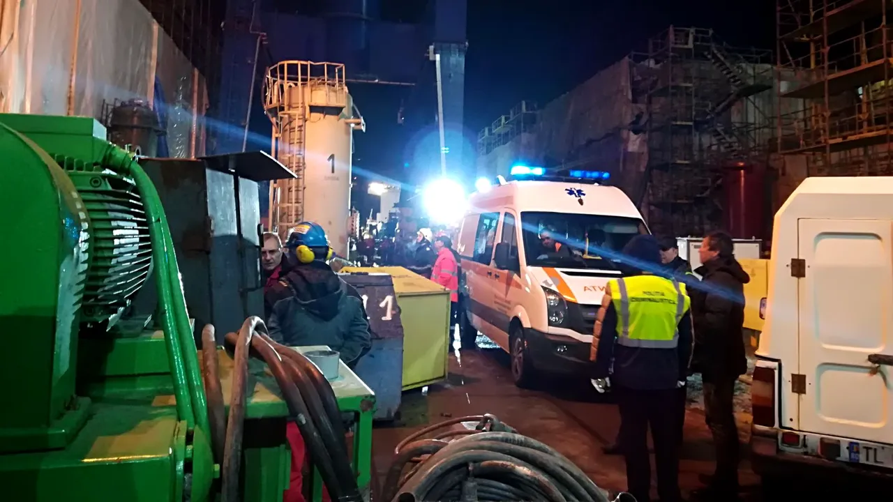 Accident de muncă la Şantierul Naval Tulcea; un muncitor a murit | FOTO, VIDEO