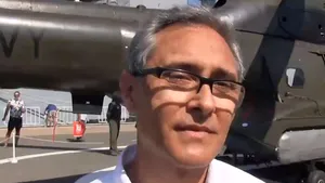 Povestea lui Puiu Vlad, comandorul de aviaţie care a pilotat 30 de ani cu mândrie în nenumărate misiuni pentru România