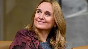 Cântăreaţa Melissa Etheridge se va căsători cu partenera ei de viaţă - FOTO