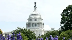 Congresul a adoptat o lege privind finanţarea războaielor din Irak şi Afganistan