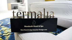Hotelul deţinut de Ştefan Mandachi a câştigat trofeul Termalia pentru „Best Hotel and Spa Interior” 
