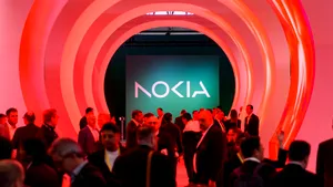 Nokia nu mai vinde telefoane. Acum câștigă miliarde din revoluția inteligenței artificiale