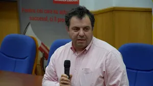 Antreprenorul anului 2016: De la afacerea începută în baracă, la producţie mondială de farfurii.”Mergeam din uşă în uşă să îmi vând produsele”