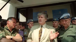 Karadzici a suprins Occidentul cu un război total