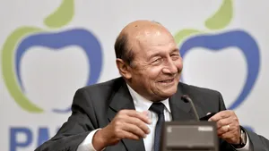 Tomac anunţă că au fost strânse semnăturile pentru candidatura lui Traian Băsescu într-o singură zi
