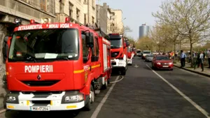 10 oameni intoxicaţi cu fum într-un al doilea incendiu produs la căminul Universităţii de Medicină