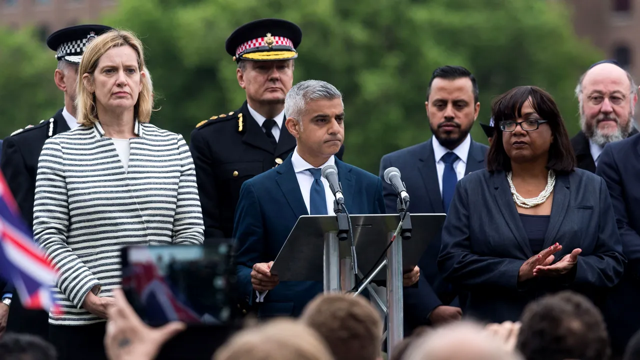 Sadiq Khan, primarul Londrei: Donald Trump nu ar trebui să fie primit pe covorul roşu