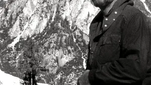 A murit Marcian Bleahu, unul dintre cei mai mari speologi români