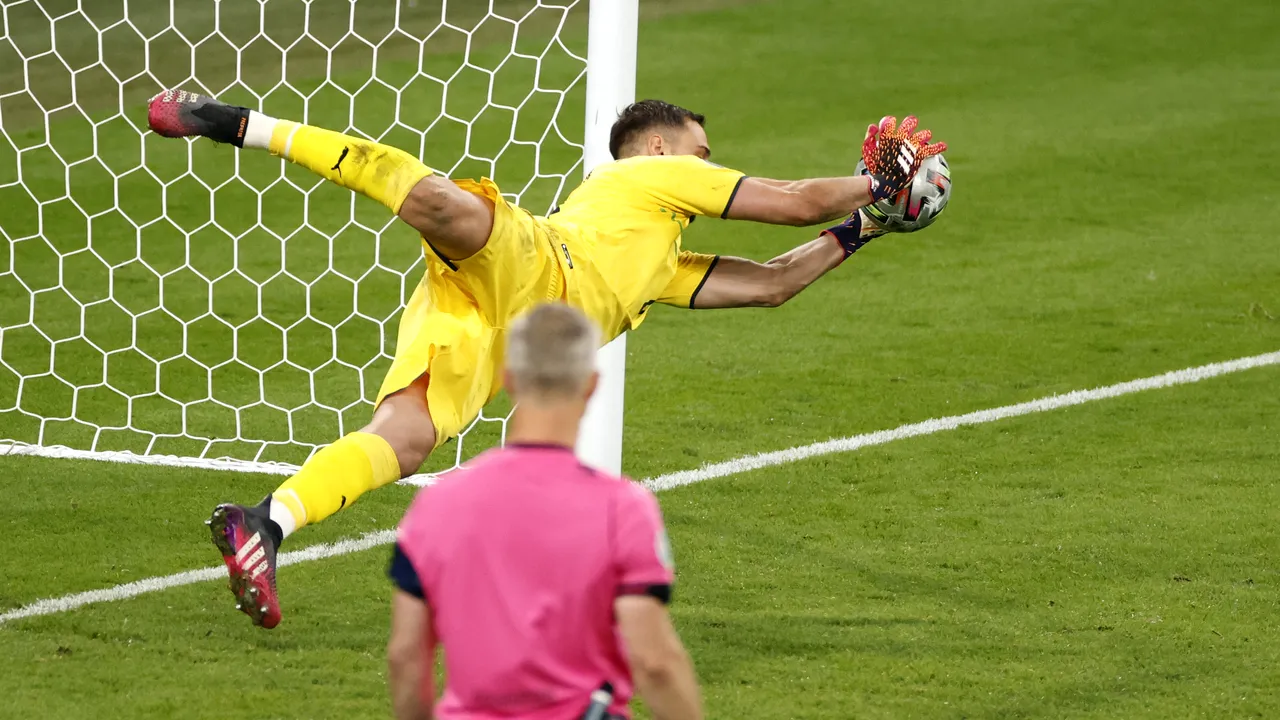 E oficial: Gianluigi Donnarumma a semnat cu PSG