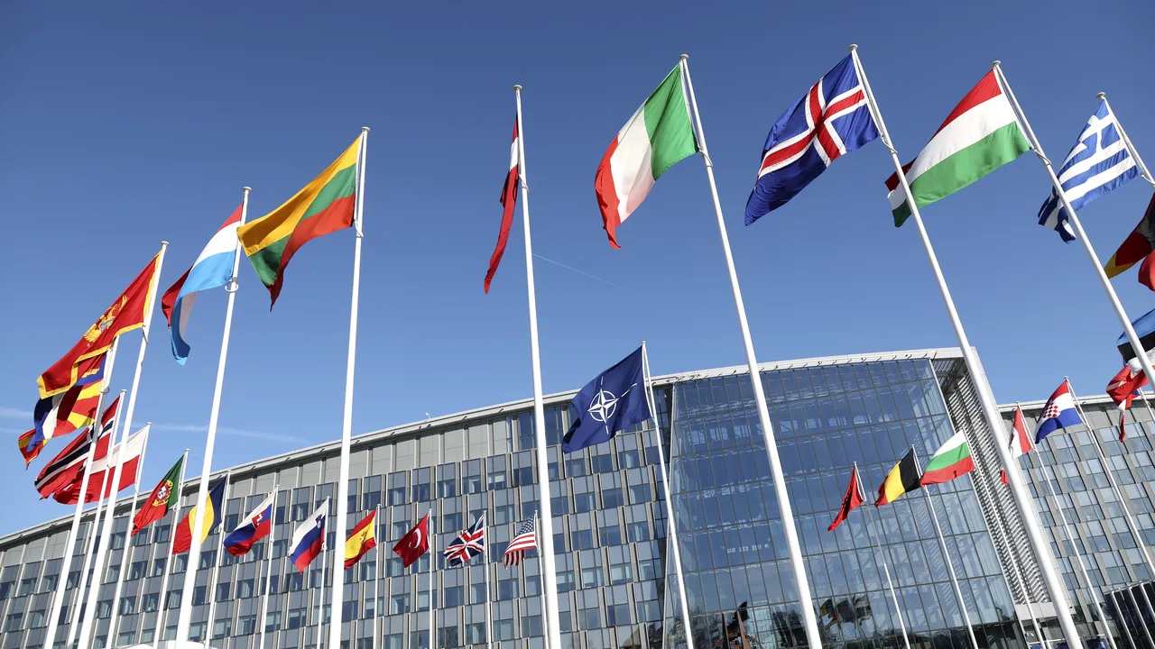În cursa pentru posturile de conducere din UE şi NATO, Europa de Est se întreabă: 