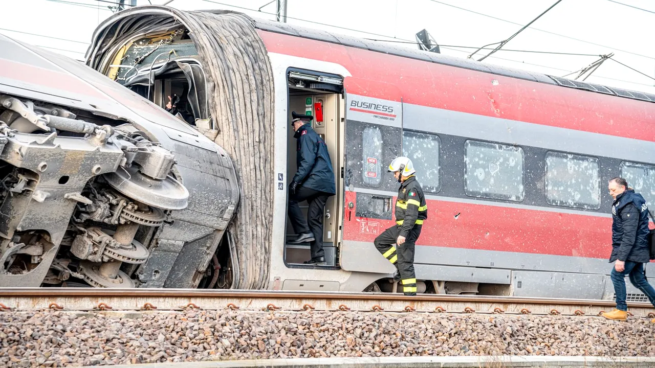 Angajaţii sectorului feroviar din Italia, în grevă după accidentul de joi, în care doi colegi de-ai lor au murit