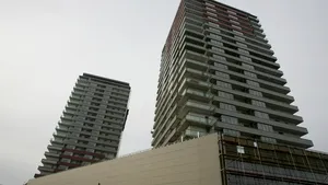 Cum se prezintă turnurile Monaco din Berceni: 304 apartamente şi 42 de familii