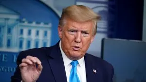 Donald Trump şi-a anunţat public suţinerea pentru premierul maghiar Viktor Orbán în alegerile din acestă primăvară
