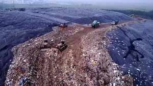 Marea groapă de gunoi cu care se lăuda China s-a umplut cu 25 de ani înainte de termenul anunţat