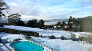 În Tasmania a nins prima dată după aproape 50 de ani. Locuitorii sunt în extaz


