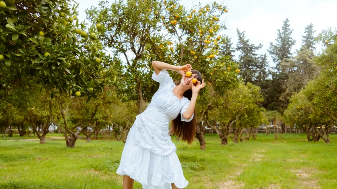 Ce dezvăluie Raportul Mondial privind Fericirea despre social media și cea mai fericită țară