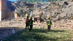 Şcoală bombardată în Ucraina. Directorii, bibliotecarul şi secretara au fost ucişi