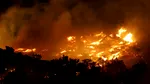 Incendii scăpate de sub control în Creta și în sudul Greciei. Mii de turiști au fost evacuați