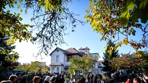 Mitzura Arghezi a fost înmormântată, joi, în grădina Casei Mărţişor, alături de părinţii săi - FOTO