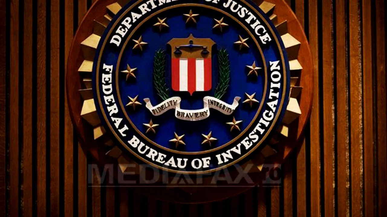 FBI: Spioni ruşi foloseau bilete, pălării sau ziare pentru a-şi disimula activităţile la New York