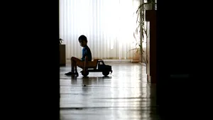 BBC prezintă situaţia orfanilor din România infectaţi cu HIV, la 20 de ani după revoluţie