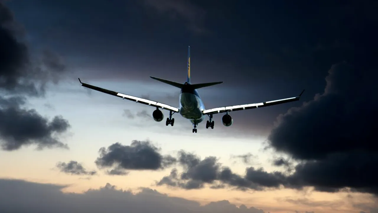 Agenția europeană pentru aviație analizează riscurile de siguranță pe fondul reducerii coridoarelor de zbor