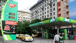 Un număr de 35 de benzinării MOL România vor fi administrate de parteneri, în regim de agenţie