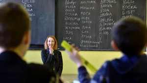 Profesoară din Rusia, arestată după ce elevii au reclamat-o că e anti-război