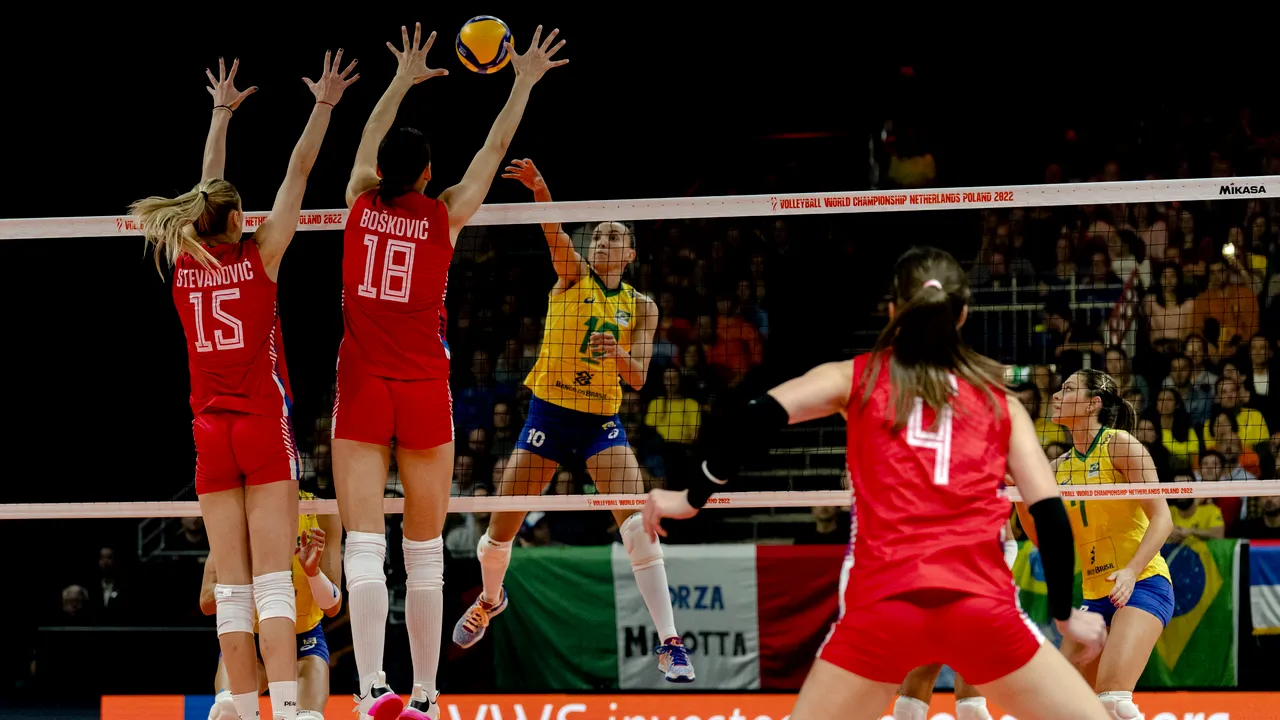 Volei feminin: Serbia învinge Brazilia şi păstrează titlul mondial 