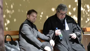 Eliberări în masă. Instanţa supremă a decis ca Dan Şova, Rudel Obreja şi Constantin Niţă să fie puşi în libertate, după ce au contestat alcătuirea completurilor de cinci judecători