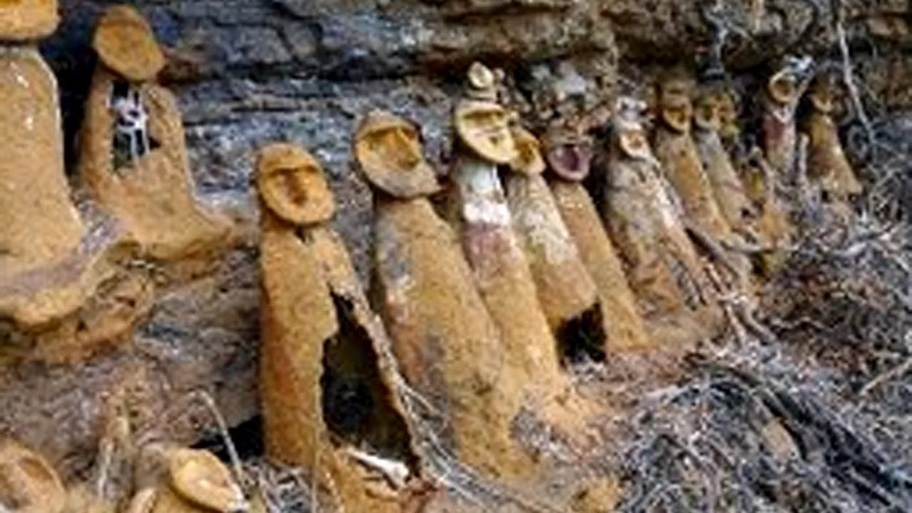DESCOPERIRE în Peru: 35 de sarcofage din epoca prehispanică, în pădurea amazoniană