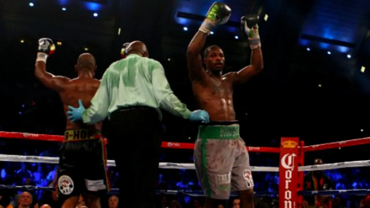 Chad Dawson l-a învins pe Bernard Hopkins şi a cucerit titlul WBC la categoria semigrea