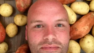 Experiment inedit: Un australian se hrăneşte doar cu cartofi timp de un an de zile