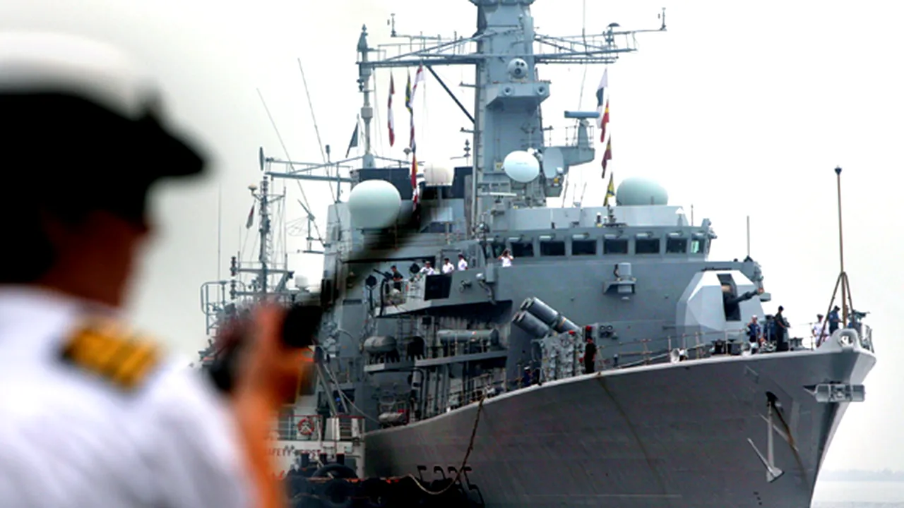 Al-Qaida, interesată de navele britanice cu armament nuclear la bord
