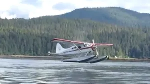 Patru răniţi, după prăbuşirea unui hidroavion în Statele Unite