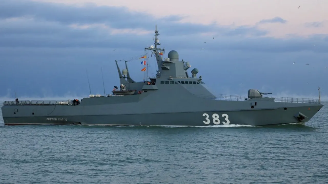 Sursă ucraineană: dronele au avariat o navă de patrulare a flotei ruse din Marea Neagră