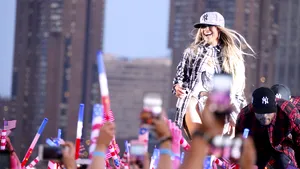 Jennifer Lopez, alături de Alex Rodriguez, la repetiţiile pentru concertul de 4 iulie, dedicat zilei Americii