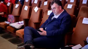 Cristoiu, martor la huiduirea lui Marian Oprişan la Congresul PSD: Un moment unic în postdecembrism. Şeful PSD Vrancea e terminat